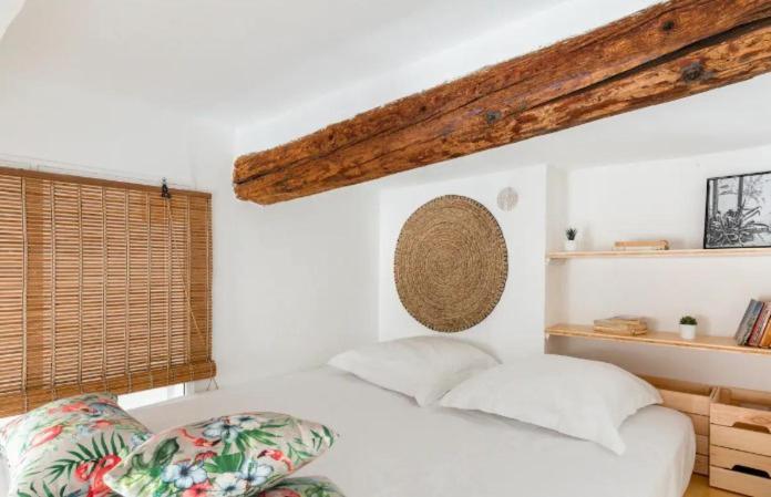 Appartement Authentique Situe En Plein Centre D'Αντίμπ Εξωτερικό φωτογραφία