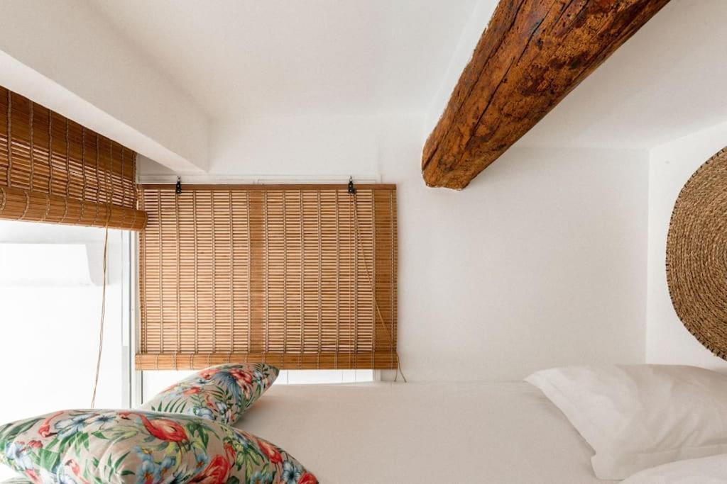 Appartement Authentique Situe En Plein Centre D'Αντίμπ Εξωτερικό φωτογραφία