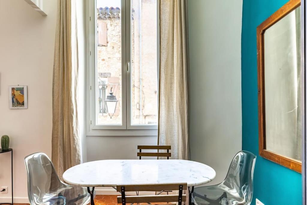 Appartement Authentique Situe En Plein Centre D'Αντίμπ Εξωτερικό φωτογραφία