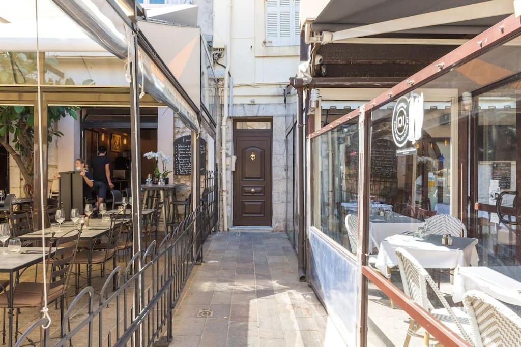 Appartement Authentique Situe En Plein Centre D'Αντίμπ Εξωτερικό φωτογραφία